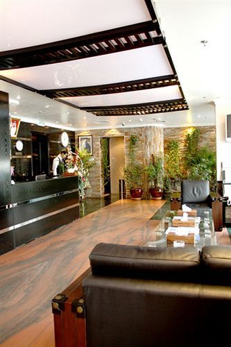 Liwa Apartments Абу Даби Екстериор снимка
